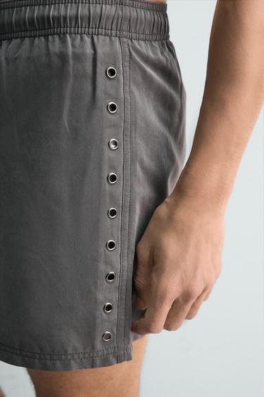 MAILLOT DE BAIN MI-LONG À ŒILLETS MÉTALLIQUES - Gris de Zara - Image 5