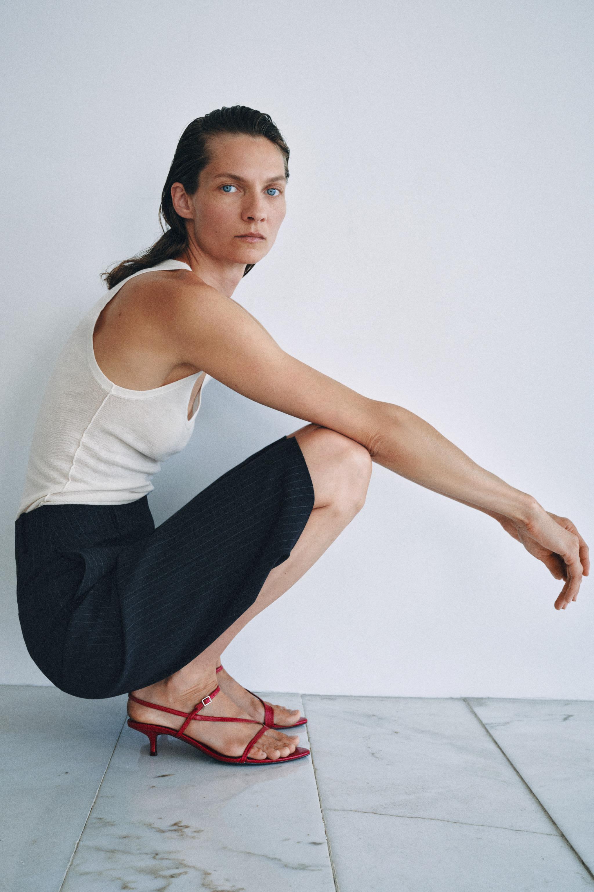 Женские шорты Zara ZW COLLECTION STRAIGHT PLEATED BERMUDA SHORTS — фото 4