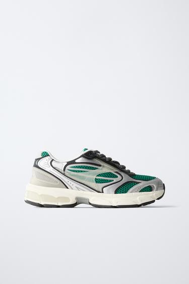 ZAPATILLA DEPORTIVA REJILLA - Verde de Zara