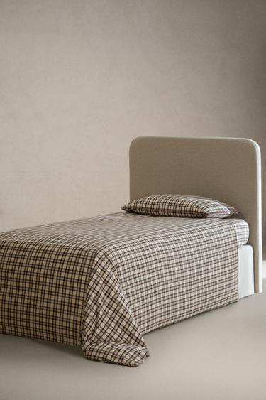 CHILDREN’S CHRISTMAS CHECK FLANNEL DUVET COVER - Multicoloured by Zara - Image 1