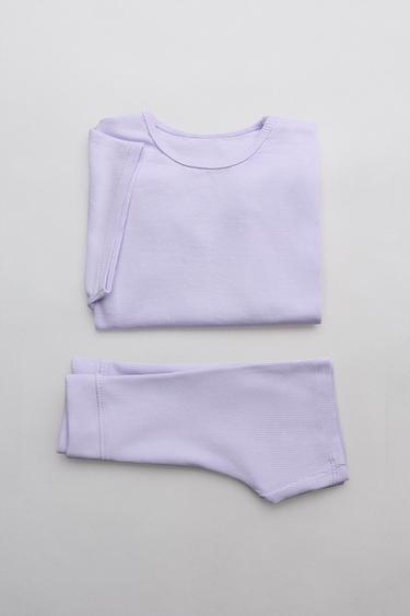 ENSEMBLE DE JOGGING T-SHIRT LACETS ET LEGGING CÔTELÉ CYCLISTE - Mauve de Zara