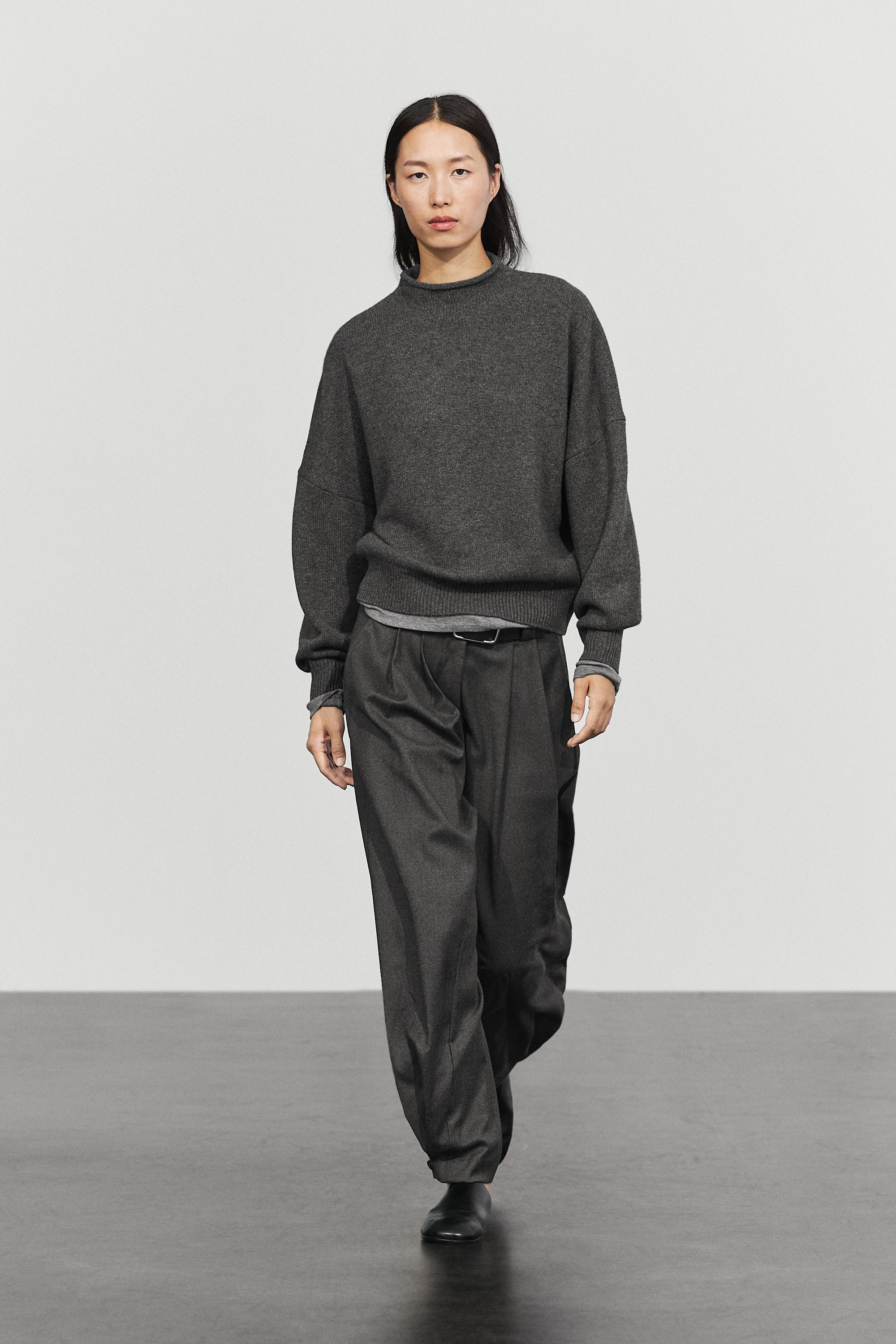 100% wool oversize knit sweater