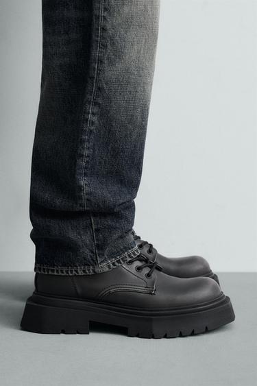 데미지 볼륨 레이스업 부츠 - Zara 그레이