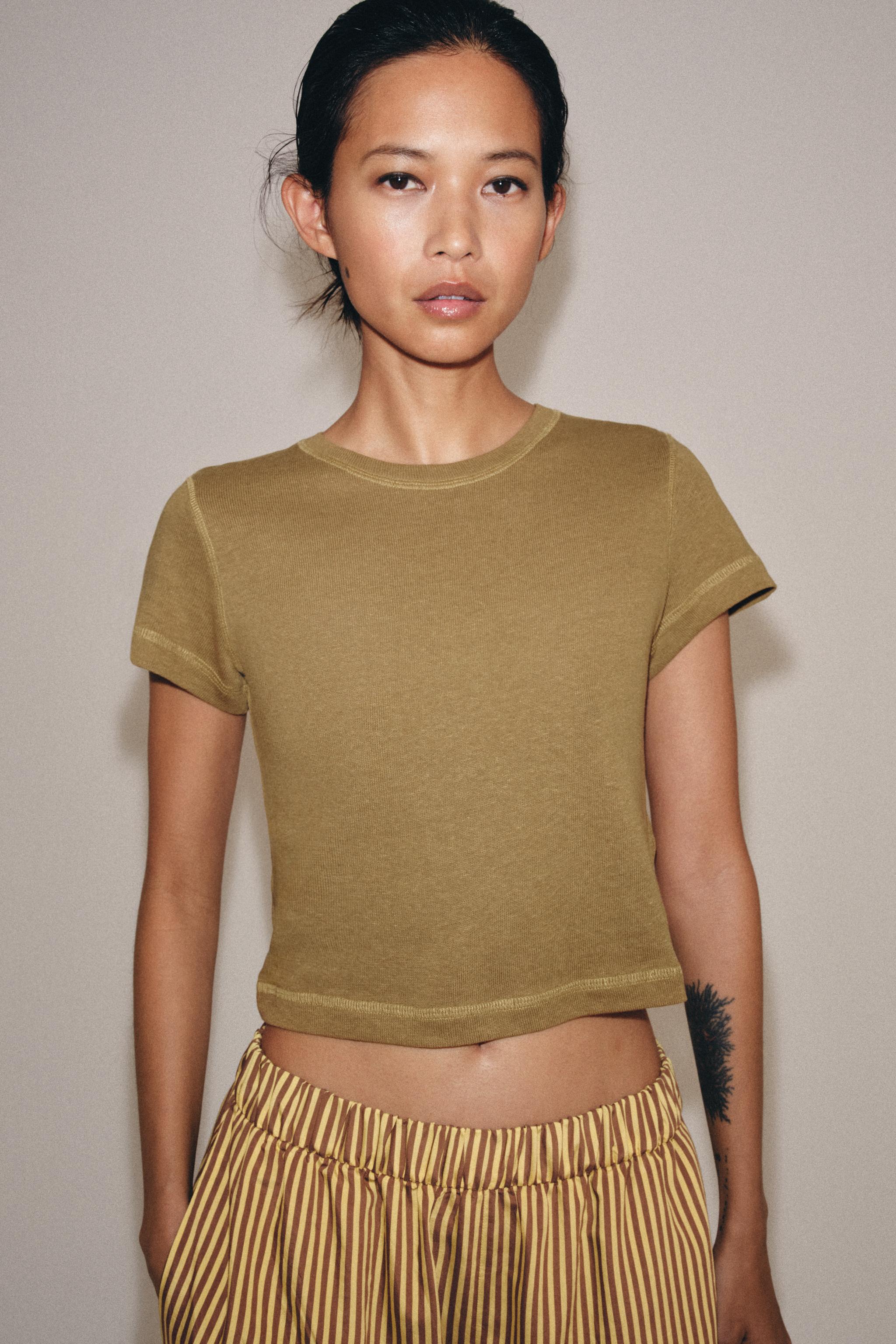 RUSTIC SHORT SLEEVE T-SHIRT — Mustard