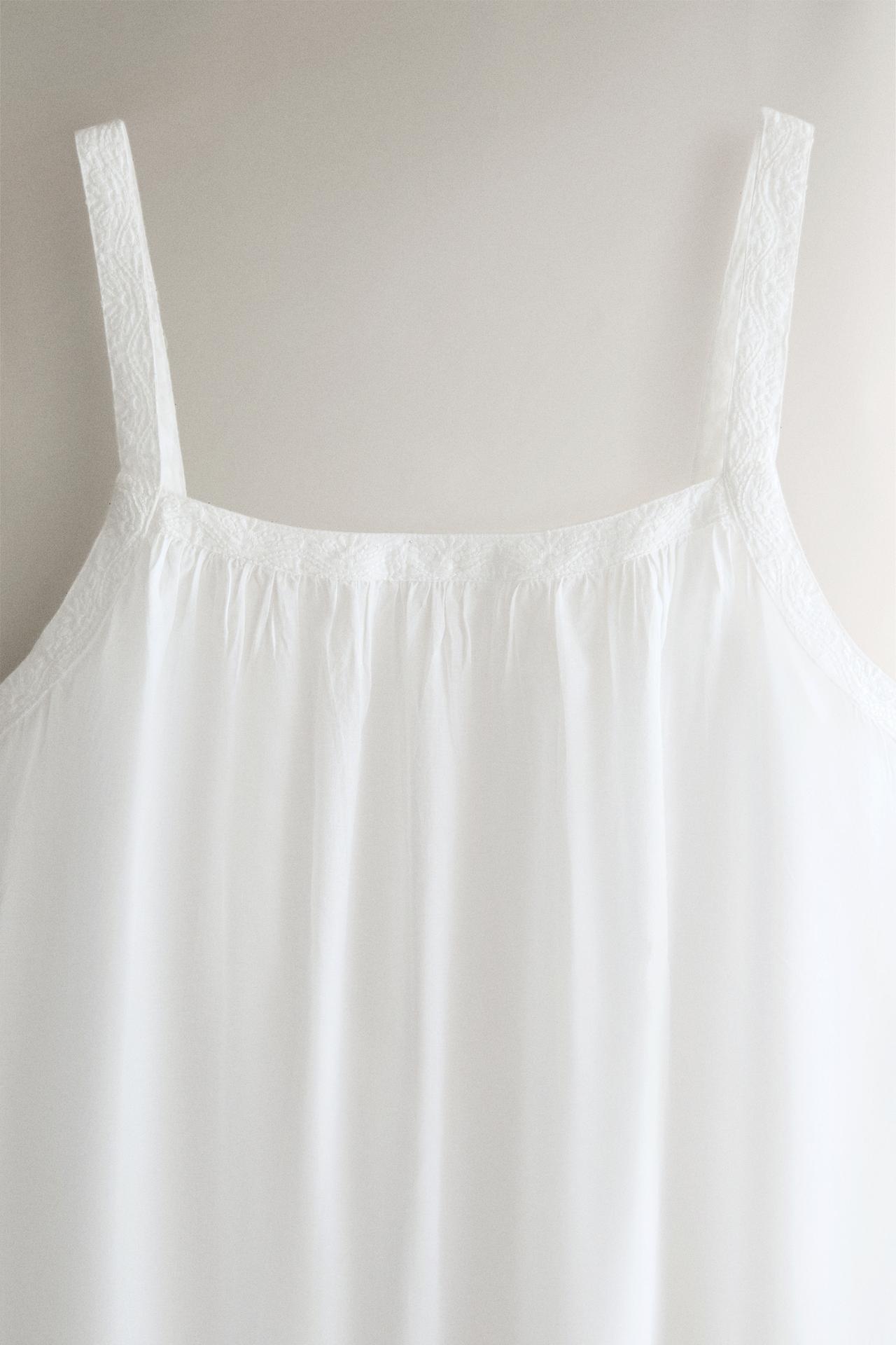 EMBROIDERED COTTON NIGHTGOWN — White