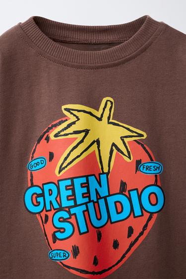T-SHIRT À IMPRIMÉ FRAISE - Chocolat de Zara - Image 2