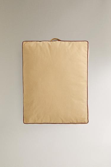 XL PET FLOOR CUSHION WITH PIPING - Beige by Zara - Image 5