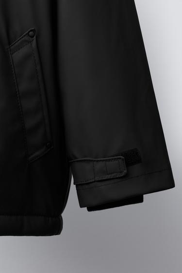VESTE DÉPERLANTE ENDUITE SHEARLING - Noir de Zara - Image 5