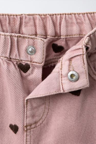 CULOTTE-JEANS MED FLÆSER OG BRODEREDE HJERTER - støvet rosa fra Zara