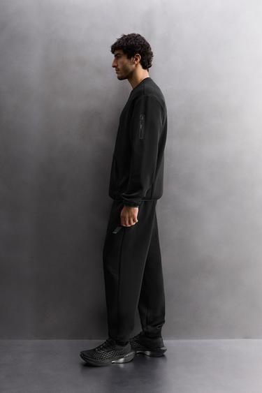 SWEAT TECHNIQUE RAS DU COU - Noir de Zara - Image 3