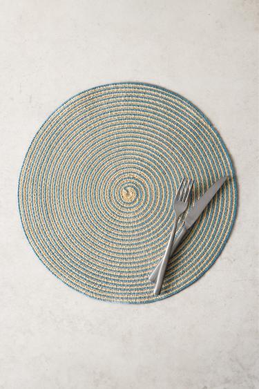 PACK OF ROUND PLACEMATS (PACK OF 2) - Light blue by Zara