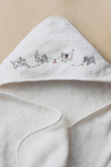 BABY CHRISTMAS 101 DALMATIANS ©DISNEY BATH CAPE — Oyster-white 1