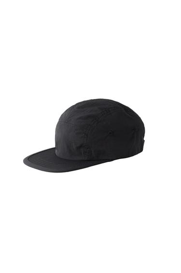 GORRA NYLON LISA - Negro de Zara