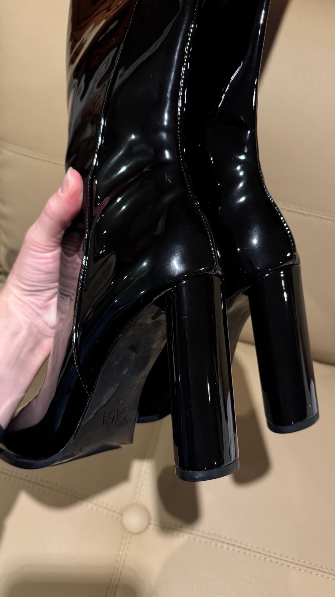 FAUX PATENT FINISH HIGH-HEEL BOOTS - Image 5