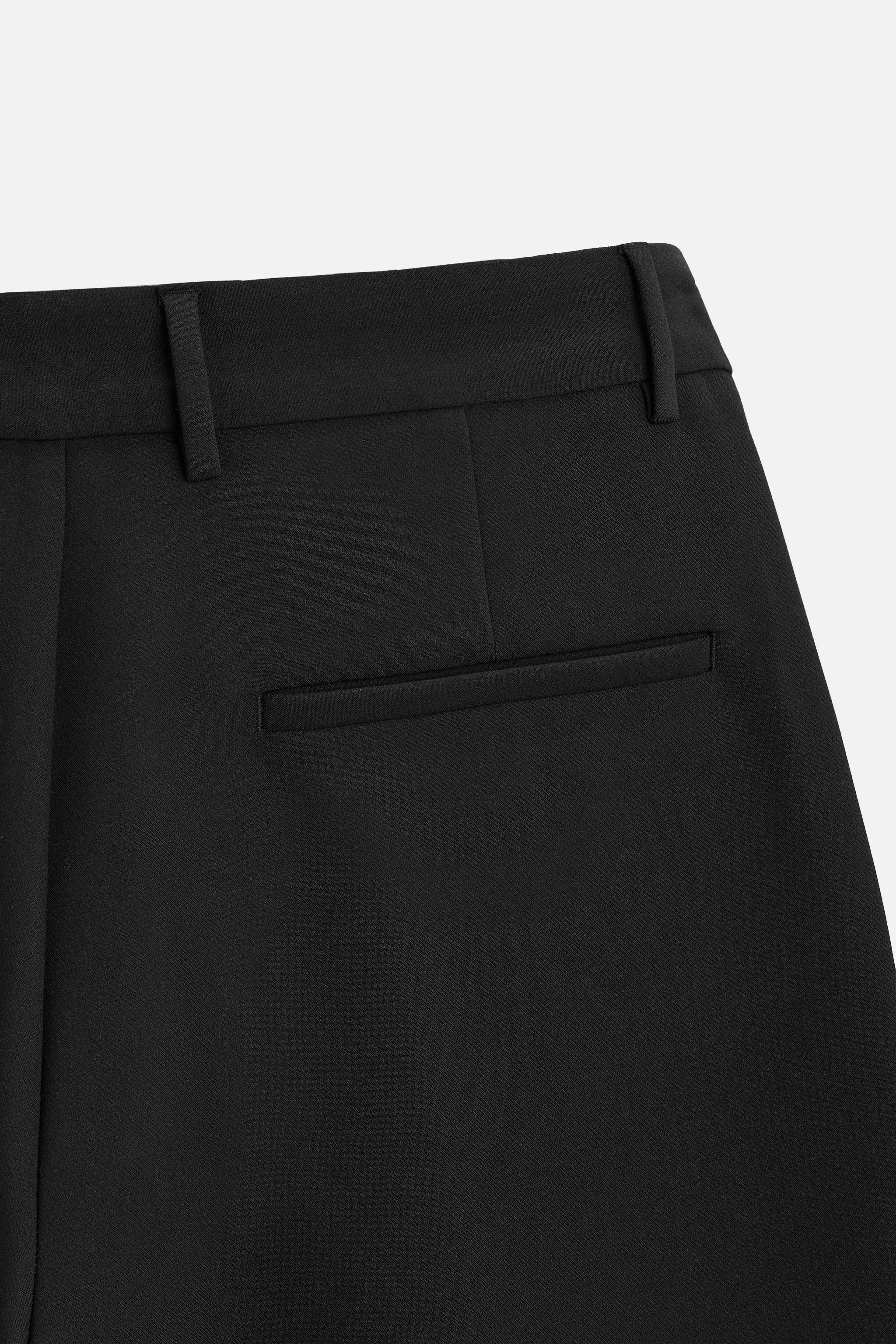 【ZARA】リラックスフィットプリーツパンツ 6861/554/707 リラックスフィットプリーツパンツ - ブラック | ZARA Japan / 日本