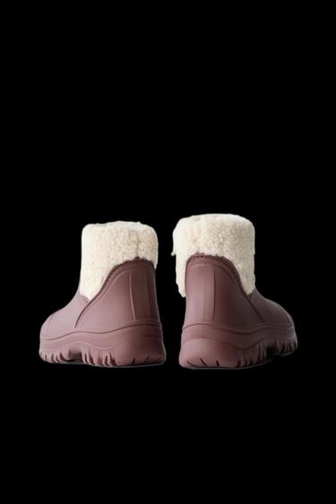 FAUX SHEARLING WELLIES - Burgundy Red by Zara