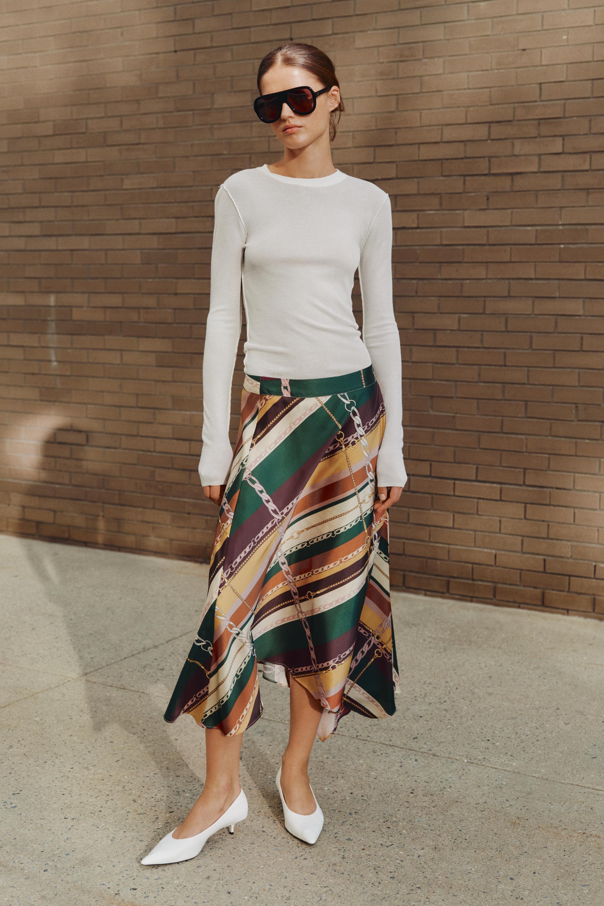 PRINTED ASYMMETRIC SKIRT