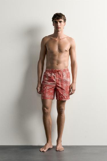 LANG BADESHORTS MED BANDANAPRINT - rød fra Zara - Billede 0