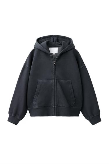 سويت شيرت فليس بسحاب - رمادي أنثراسايت الخاص بـ Zara
