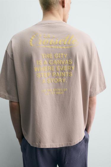 T-SHIRT À INSCRIPTIONS IMPRIMÉES - Gris taupe de Zara - Image 6