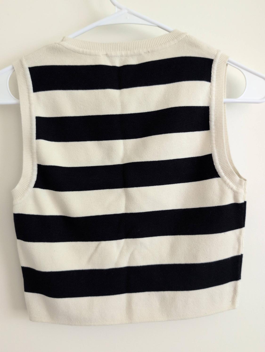KREW NECK KNIT CROP TOP - Image 3