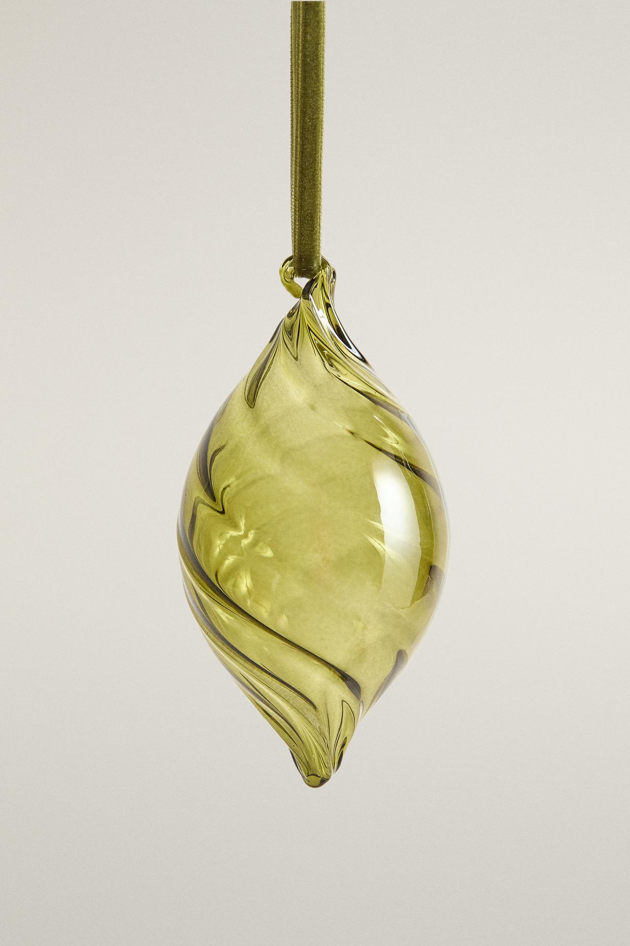 GLASS CHRISTMAS TREE DROP ORNAMENT