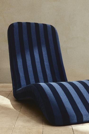 LIEGESTUHLBEZUG FÜR DEN STRAND MIT STREIFEN - Blau von Zara