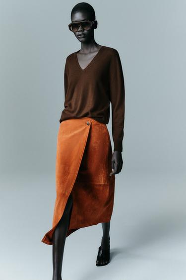 EXTRA-SOFT 100% WOOL V-NECK JUMPER - Brown by Zara