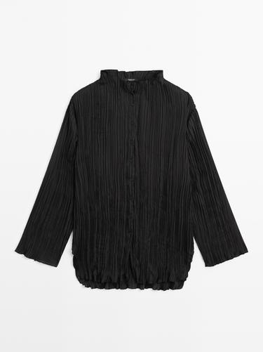 Camisa fluida detalle plisado - Negro de Zara