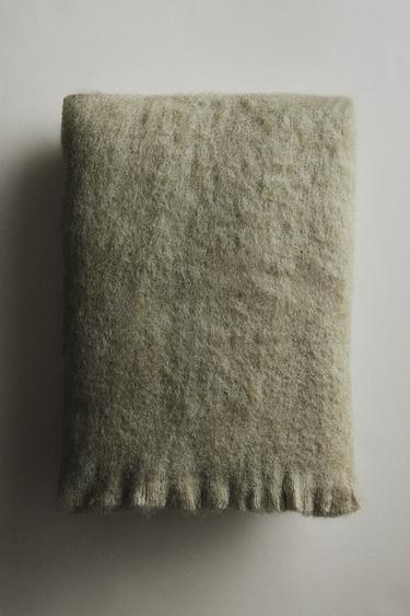 WOOL THROW - Light green by Zara - Image 4