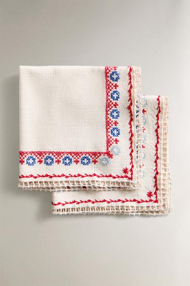 PACK OF CROSS-STITCH EMBROIDERY COTTON AND LINEN NAPKINS (PACK OF 2) - Pink by Zara - Image 0