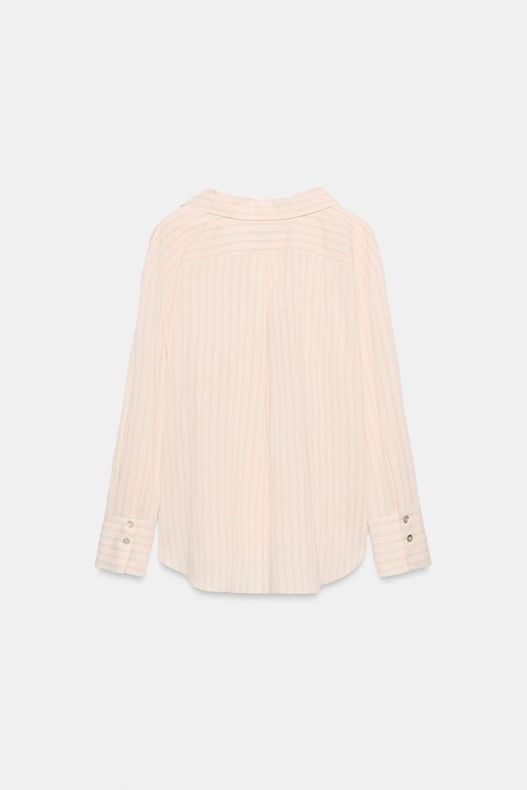 Camisa a rayas de la colección ZW 7