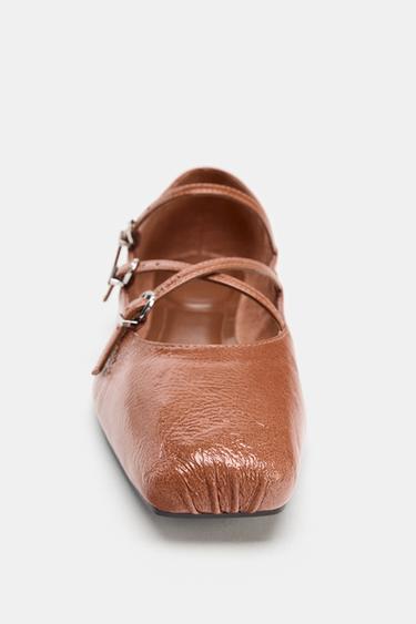 BALLERINES EN CUIR À BOUT CARRÉ - Beige de Zara - Image 3