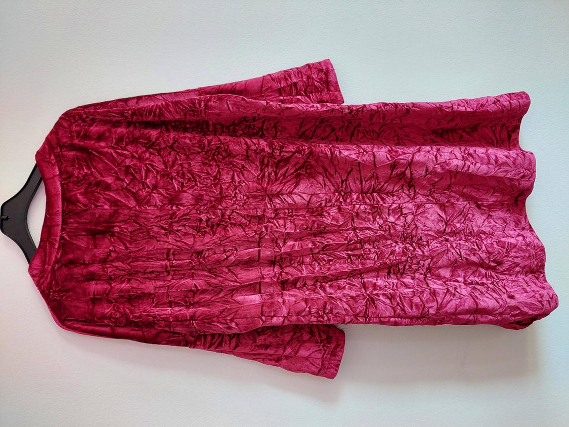BEAUTIFUL BURGUNDY MIDI VELVET DRESS - Image 3