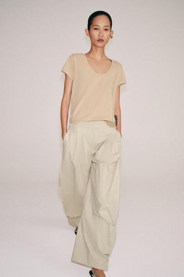 T-SHIRT EN COTON À MANCHES COURTES - Beige clair de Zara