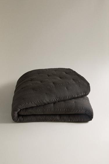 GATHERED COTTON QUILT - Dark brown by Zara
