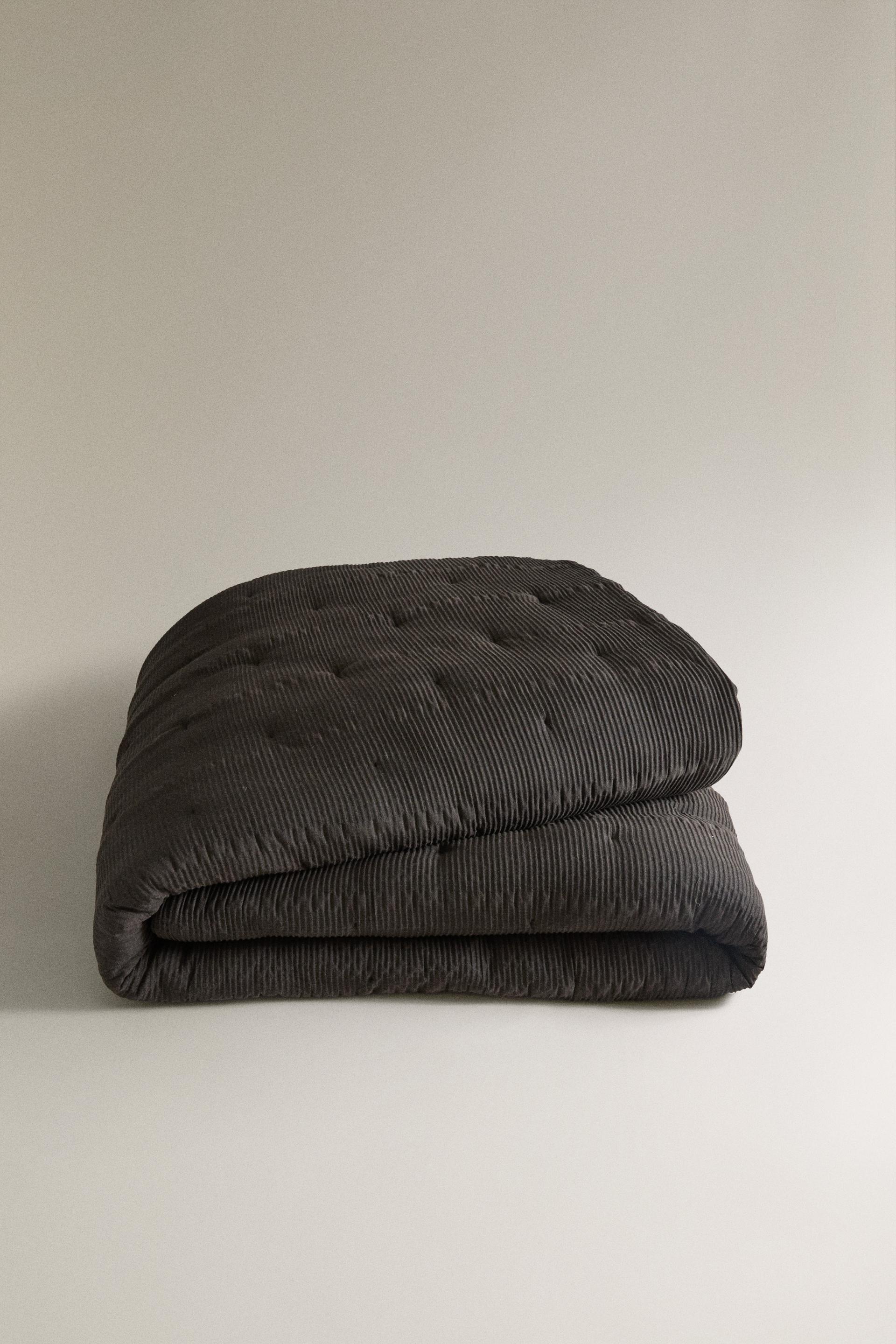 COTTON GATHERED QUILT