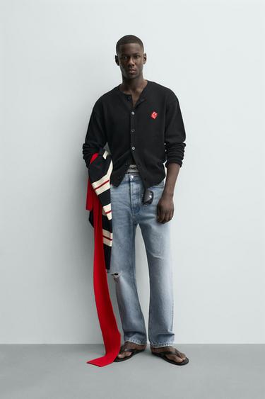 CÁRDIGAN PARCHE DADO CORAZONES - Negro de Zara - Imagen 0