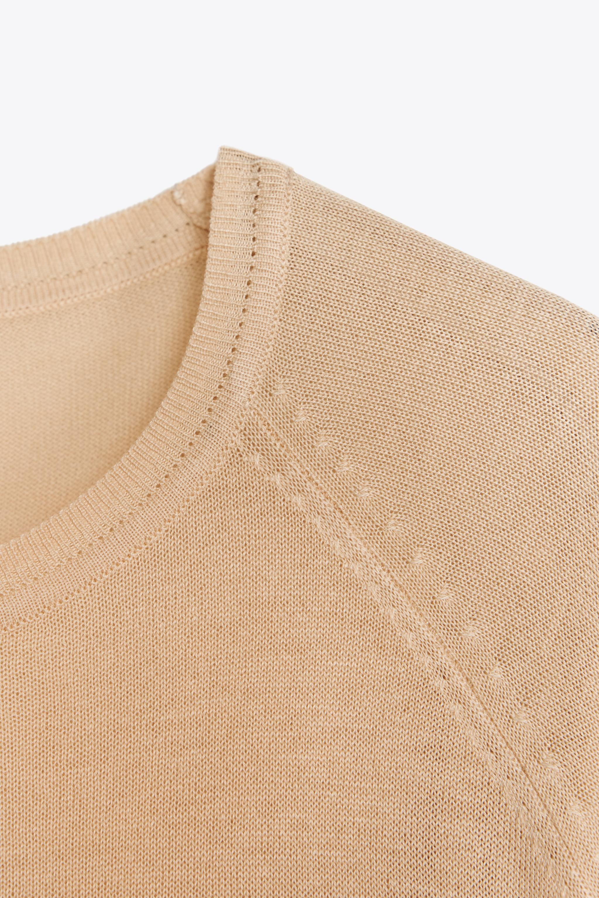 FINE KNIT SWEATER
