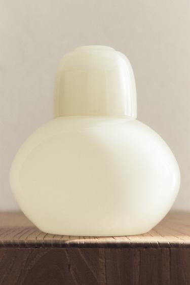 BOTTLE AND TUMBLER NIGHT SET (SET OF 2) - Cream by Zara