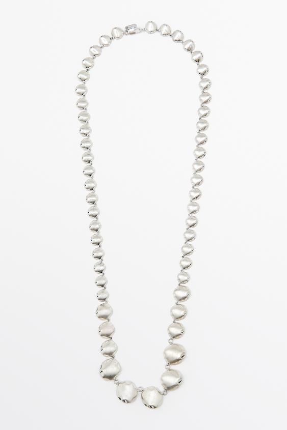 Collar largo piezas metálicas - Plata de Zara - Imagen 0