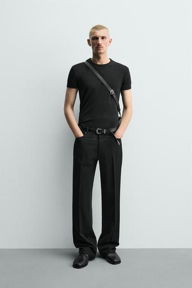 БРЮКИ FLARE FIT ИЗ РЕЛЬЕФНОЙ ТКАНИ — ЧЕРНЫЙ от Zara