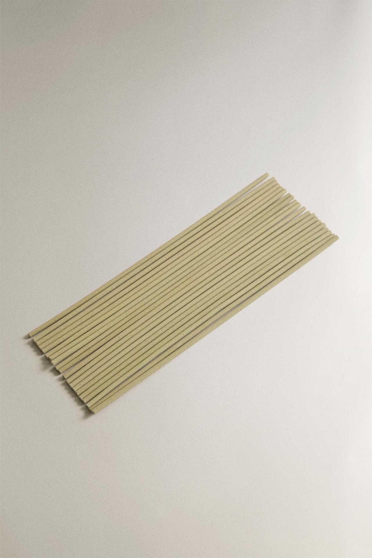 BERGAMOT & SANDALWOOD INCENSE STICKS (PACK OF 20) — Ecru / Green