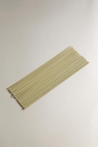 BERGAMOT & SANDALWOOD INCENSE STICKS (PACK OF 20) - Ecru / Green by Zara - Image 1