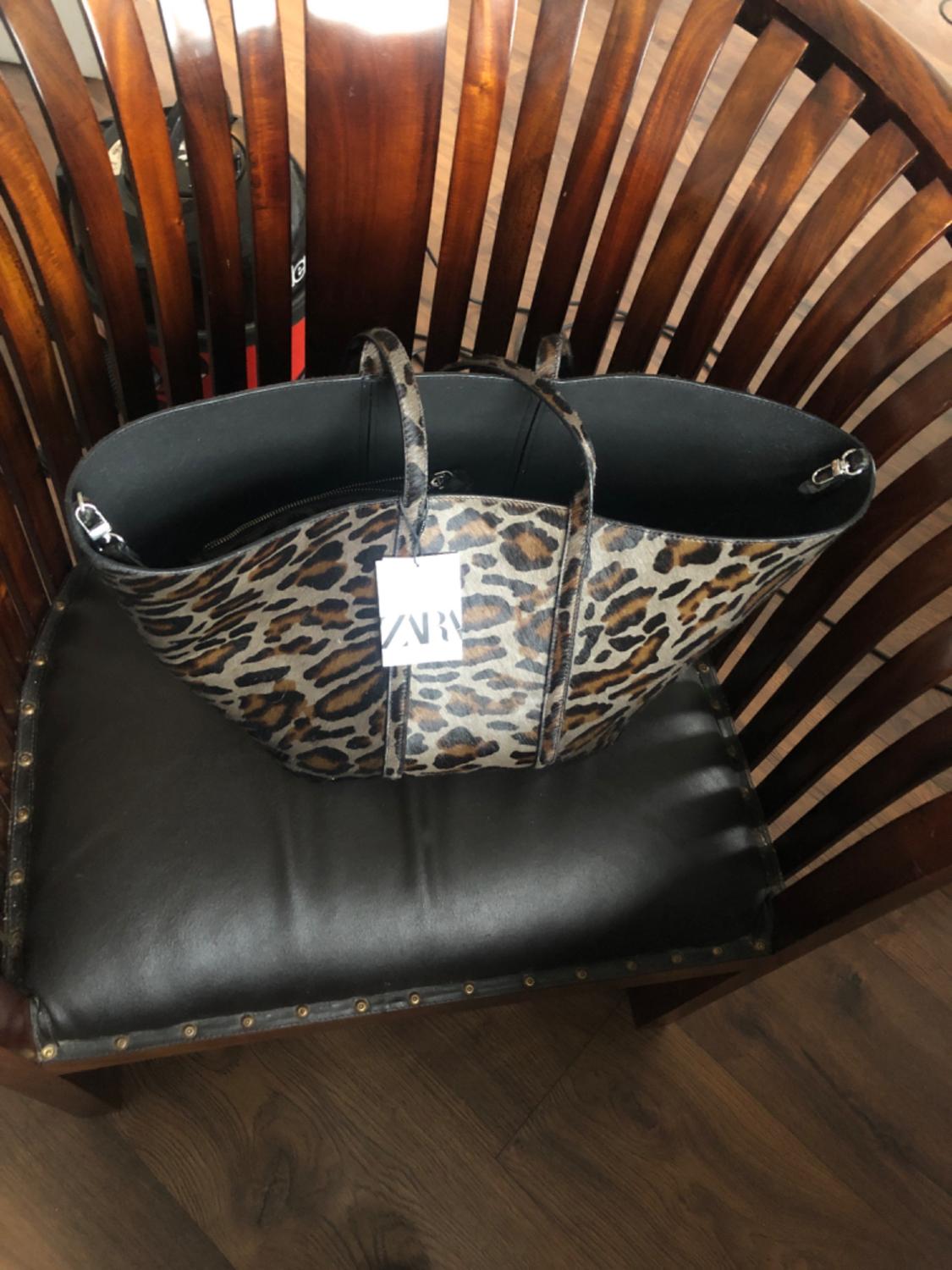 LEATHER ANIMAL PRINT SHOPPER BAG