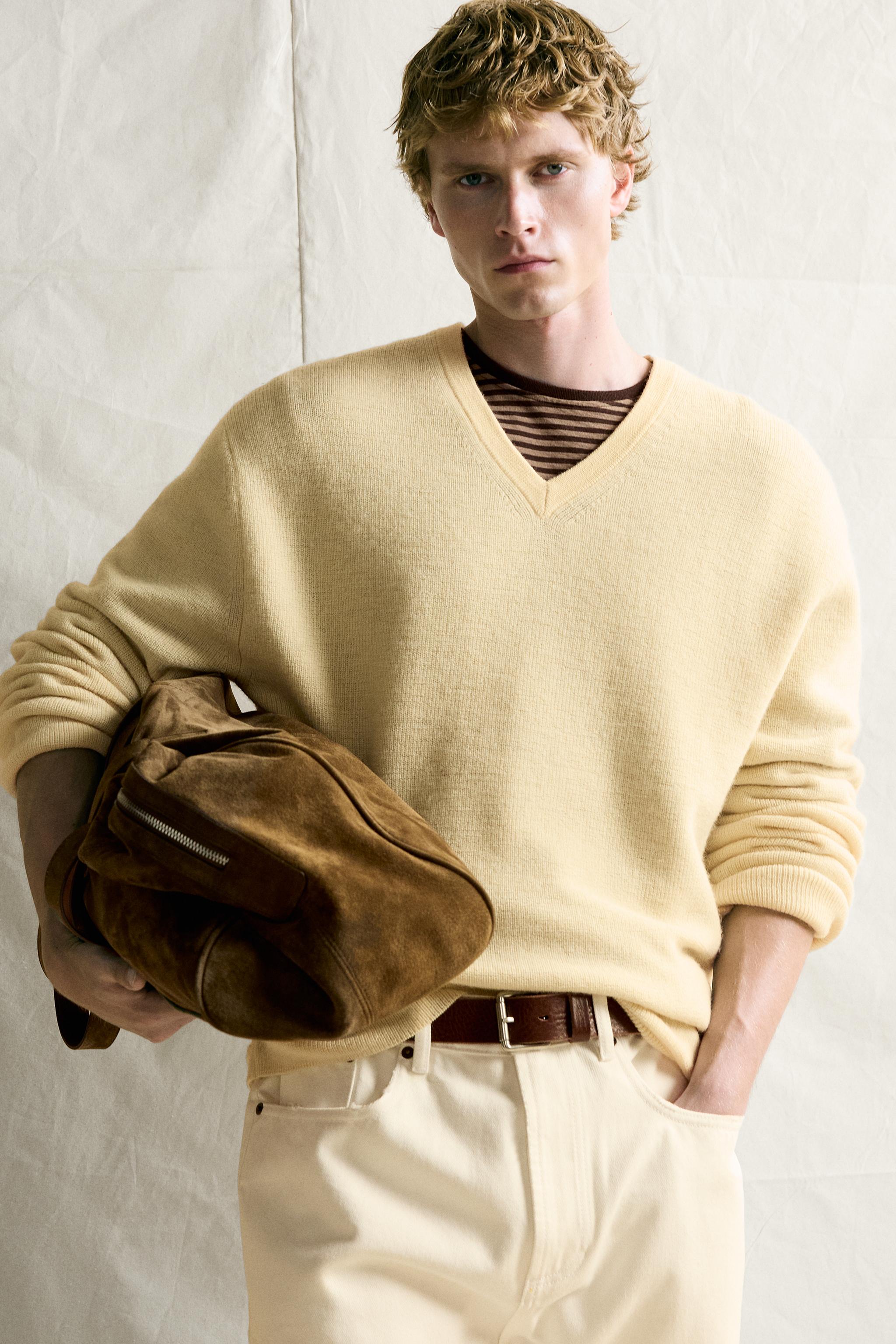 100% WOOL RELAXED FIT JUMPER