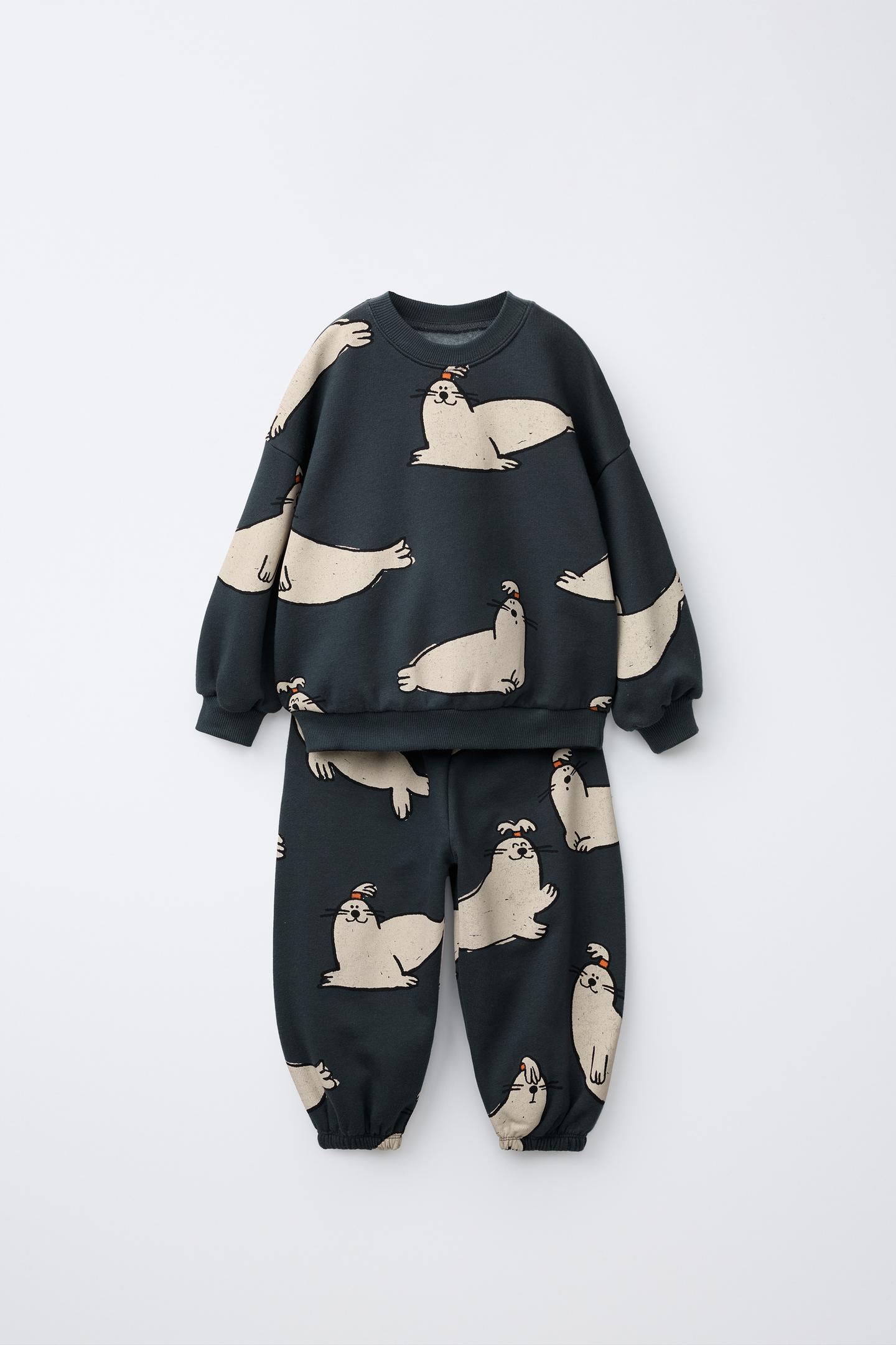 Детские комплекты Zara Seal Print Sweatshirt and Pants Jogging Set, цвет: Тёмный серый — фото 2