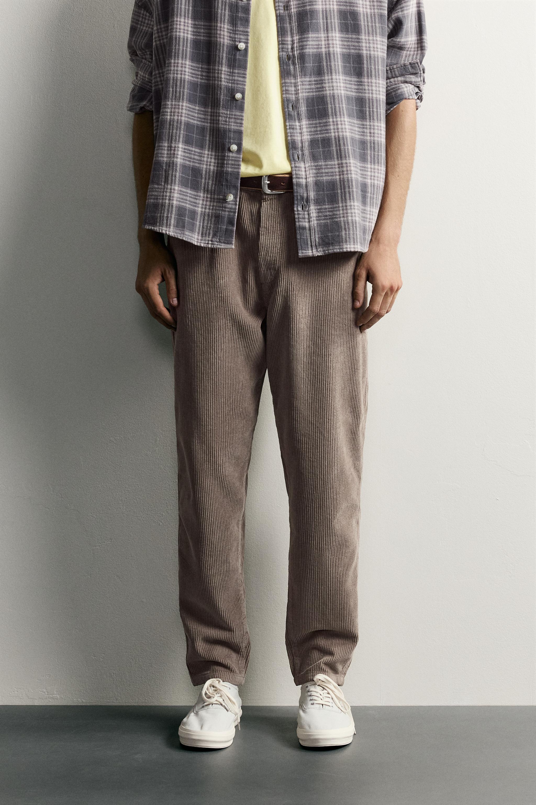 PANTALON COUPE CAROTTE EN VELOURS CÔTELÉ DÉLAVÉ