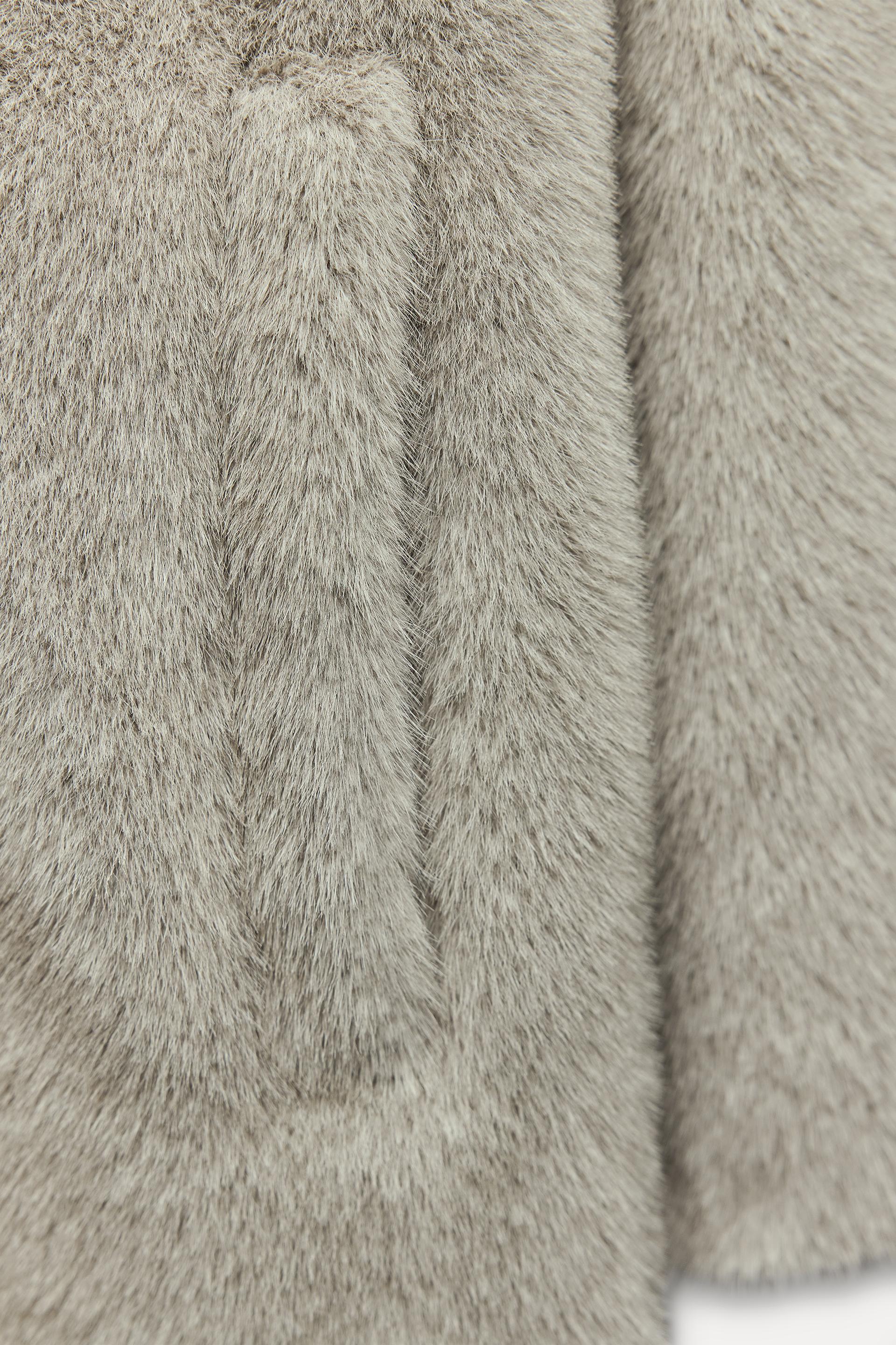 LONG FAUX FUR COAT