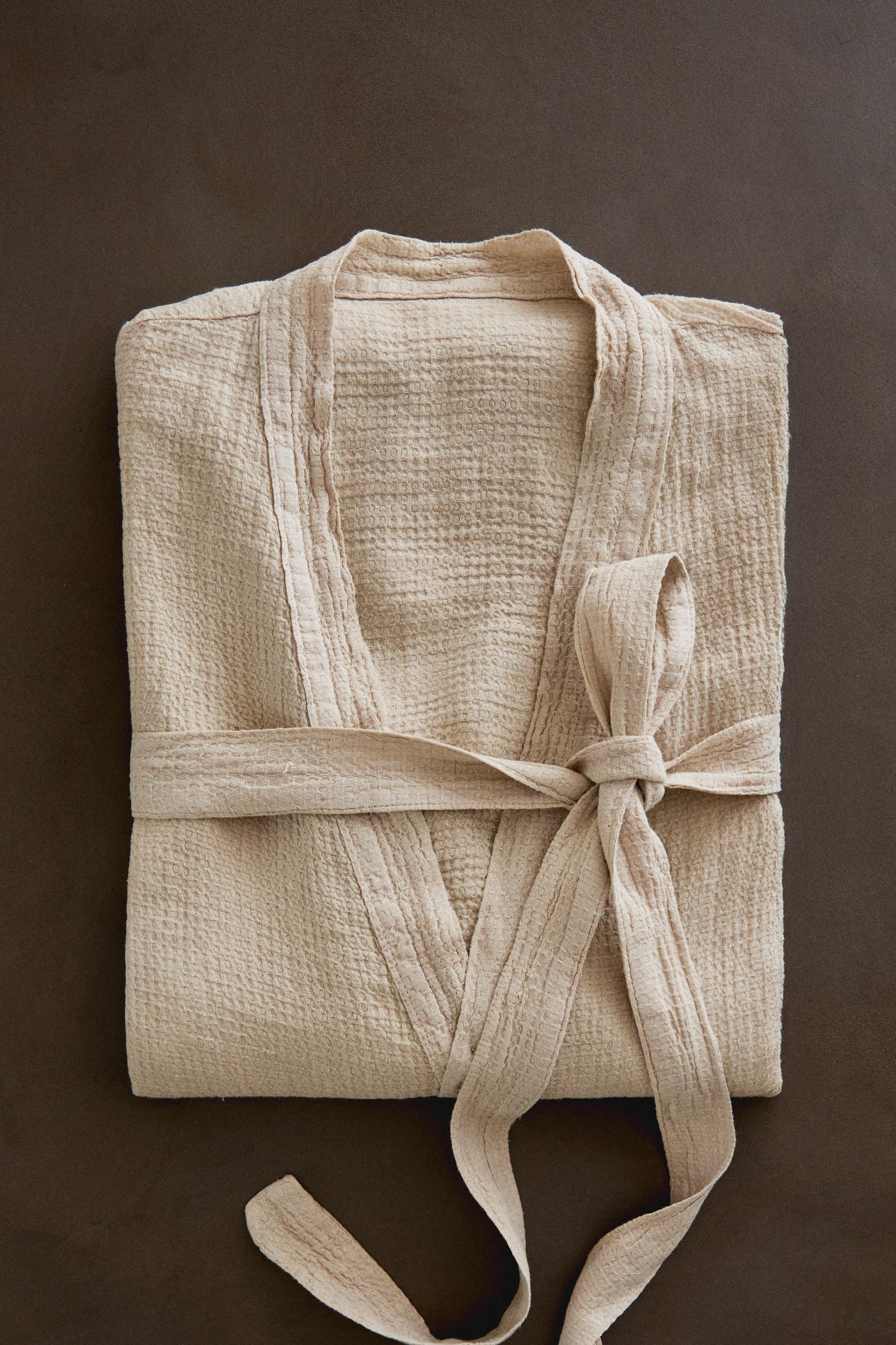 LINEN WAFFLE-KNIT BATHROBE